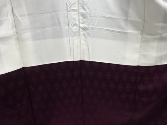  未使用品　仕立て上がり　板締め絞り動物更紗模様訪問着